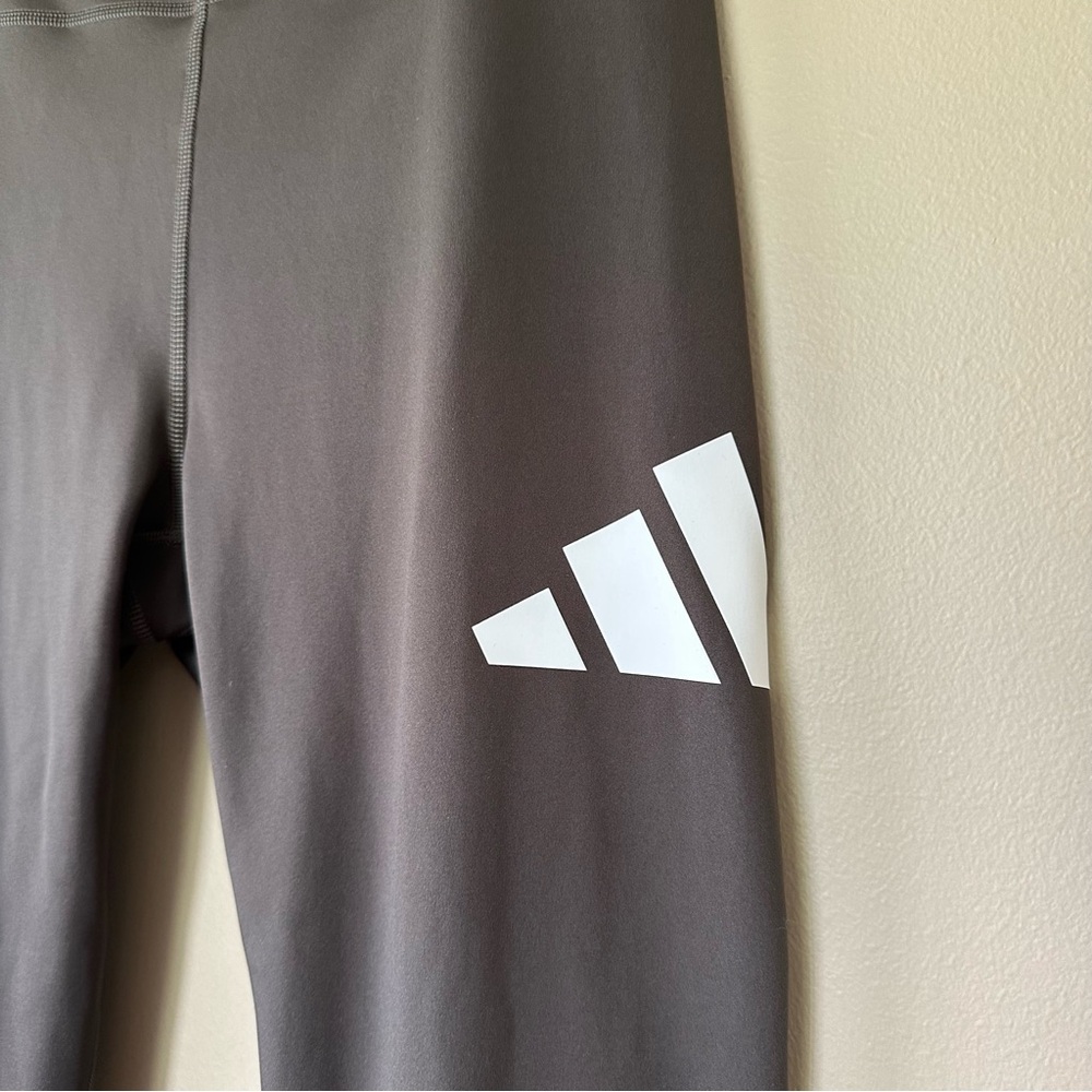 NWOT Adidas Aeroready Charcoal Leggings with White Emblem Logo